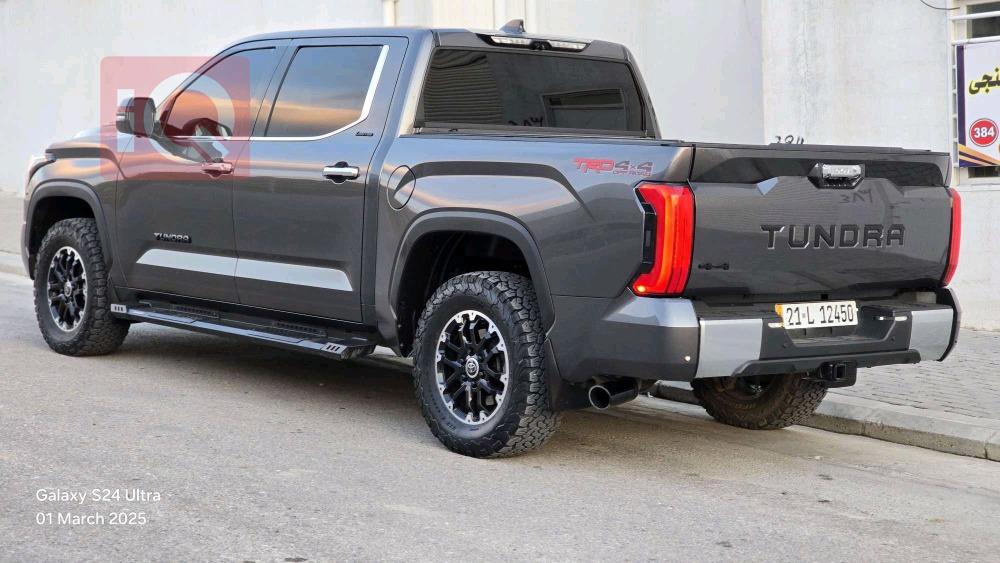 Toyota Tundra
